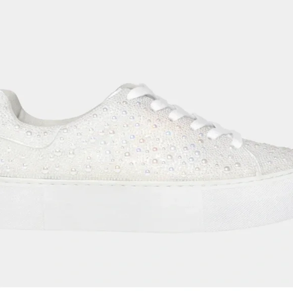 NEW IN BOX Betsy Johnson SIDNY all-over pearl platform sneaker! - Picture 6 of 6
